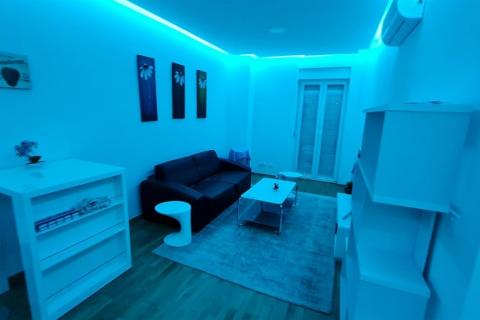 Rijeka, Centar, predivan 1S+DB stan površine 55m2 s pogledom na more