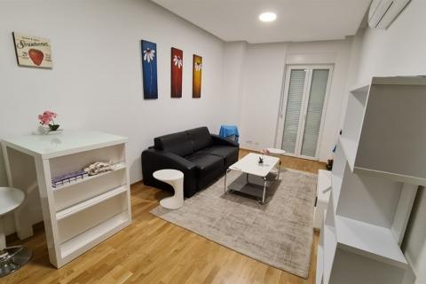 Rijeka, Centar, predivan 1S+DB stan površine 55m2 s pogledom na more
