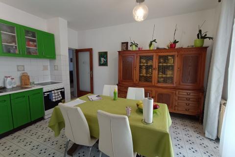 Hiša Veli vrh, Pula, 450m2