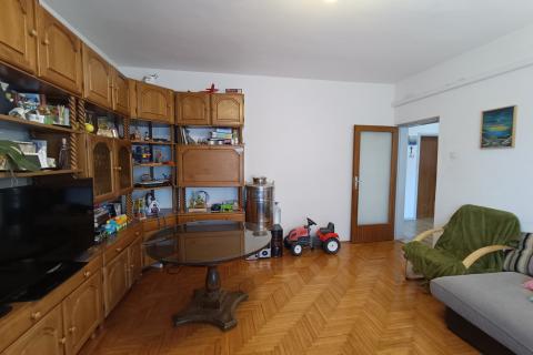 Hiša Veli vrh, Pula, 450m2