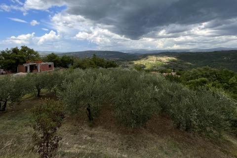 Pazin - Okolica, predivno zemljište sa pogledom na Butonigu i Ćićariju