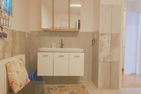 Zagorje, Stubičke Toplice - stilski uređena kuća 126 m2