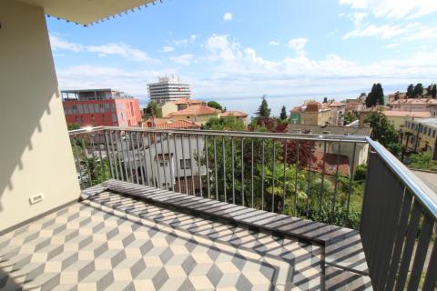 Condo/Apartment Opatija, 139m2