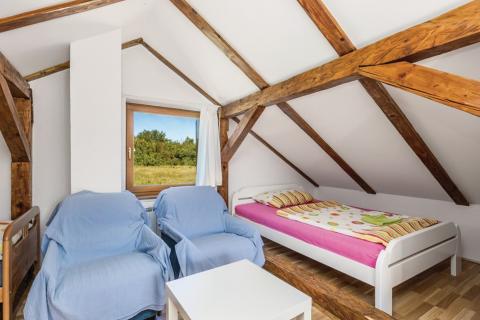 Lika, Plaški-Kuća sa bazenom 110 m2