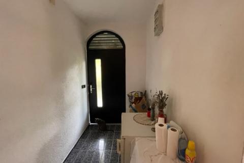 House Batomalj, Baška, 300m2