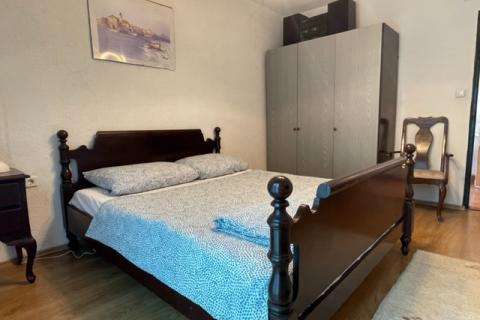 House Batomalj, Baška, 300m2