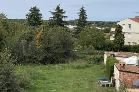 Poreč, okolica - legalizirana višestambena kuća sa pogledom na more