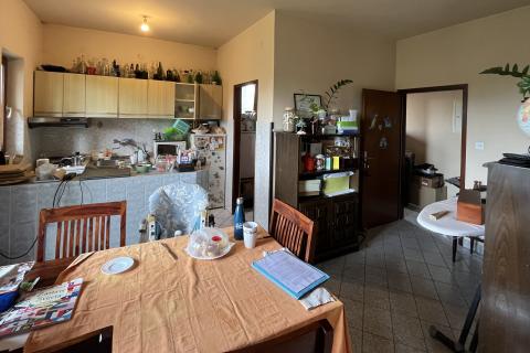 Poreč, okolica - legalizirana višestambena kuća sa pogledom na more