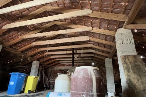 Poreč, okolica - legalizirana višestambena kuća sa pogledom na more