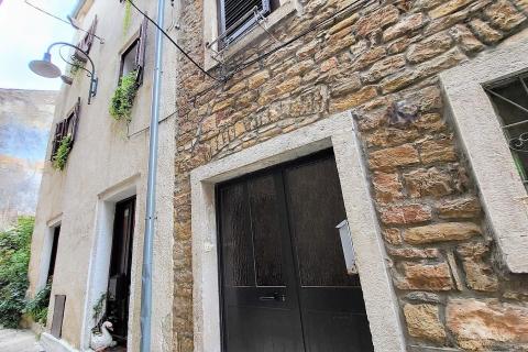 Istra, Buje, autohtona kuća s velikim potencijalom