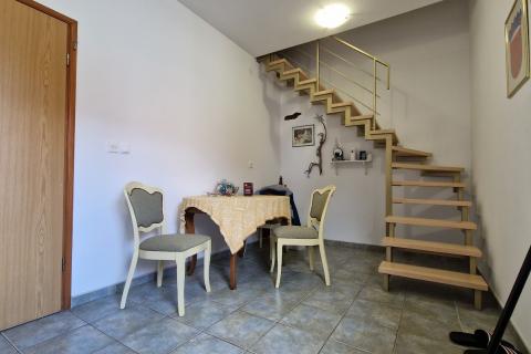 Ogulin - kuća s pogledom na jezero Sabljaci