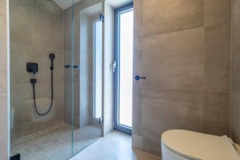 KRK-Villa s bazenom-160m2-500m od mora