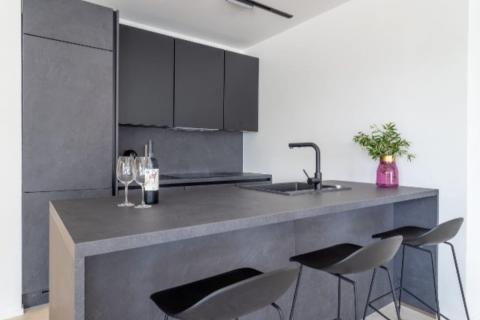 KRK-Villa s bazenom-160m2-500m od mora