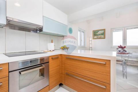 Casa Punta Kolova, Opatija, 482m2