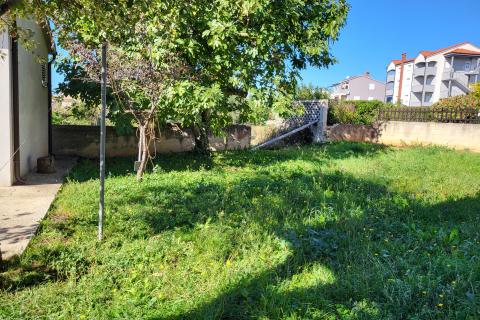 Hiša Medulin, 1.100m2