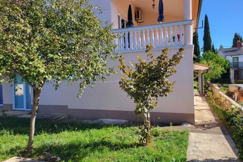 Hiša Medulin, 1.100m2