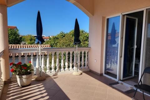 Hiša Medulin, 1.100m2