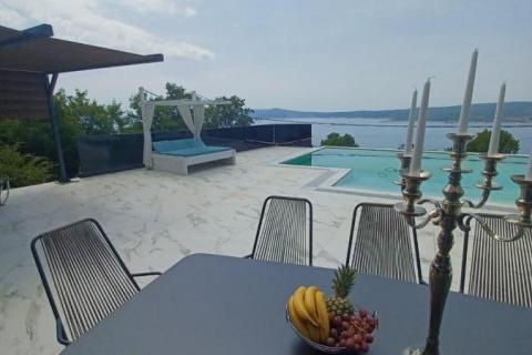 CRIKVENICA - Luksuzna moderna kuća sa infinity bazenom