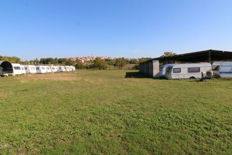 BRTONIGLA-kuća sa 15 000m2 građevinskog zemljišta