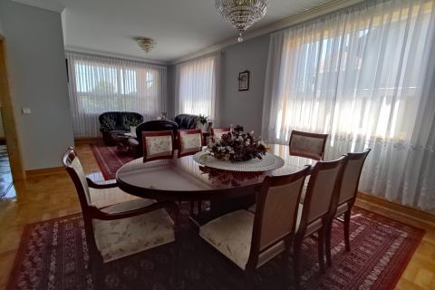 Velika Gorica, kuća 432 m2