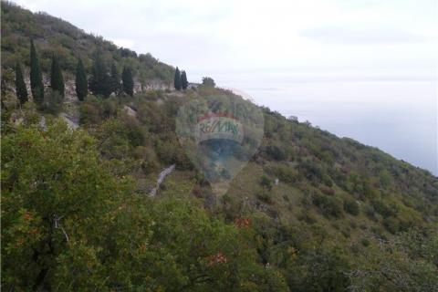 Земельный участок нестроительного назначения Mošćenička Draga, 9.236m2