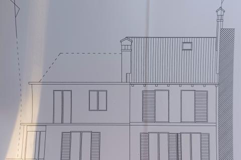 Rovinj,Valbruna,dvojna kuća za renovaciju na 500m2 okućnice sa 4 stana