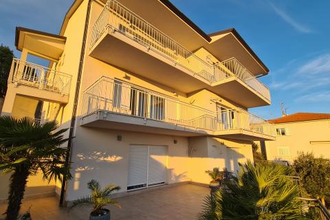 Appartamento Sroki, Viškovo, 82,75m2