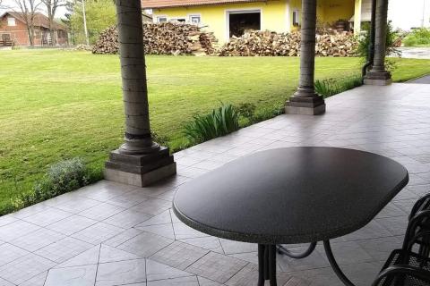 House Bratina, Pisarovina, 590m2