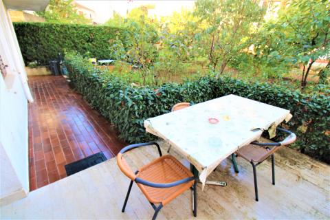 Rovinj,Valbruna,dvojna kuća za renovaciju na 500m2 okućnice sa 4 stana