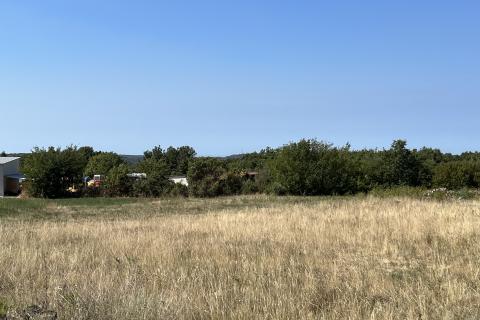 Sveti Lovreč - okolica, građevinsko i poljoprivredno zemljište u mirnom mjestu
