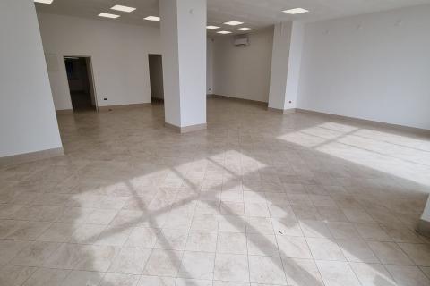 Офисное помещение Sušak, Rijeka, 321m2