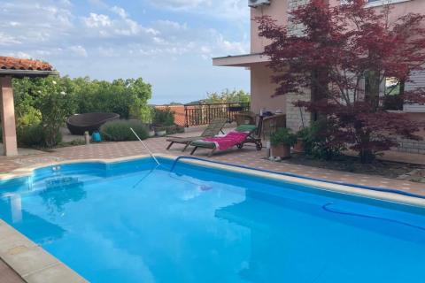 Hiša Škurinje, Rijeka, 240m2