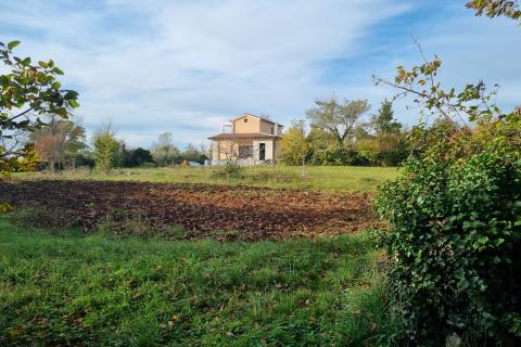 Juršići, Svetvinčenat, 820m2