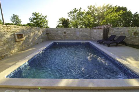 Istra, Žminj - tri kuće za odmor s dva bazena