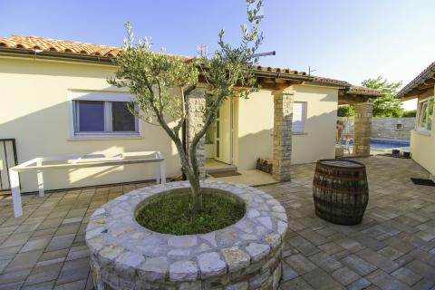 Istra, Žminj - tri kuće za odmor s dva bazena