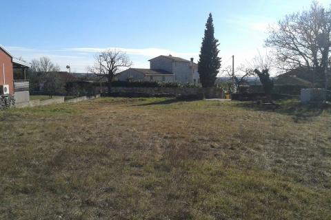 Ladići, Kanfanar, 2.460m2