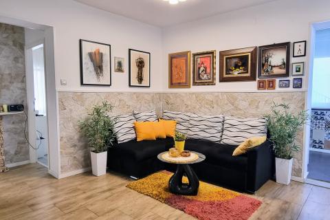 Rovinj - stan 68m2 - četiri spavaće sobe 500m od plaže