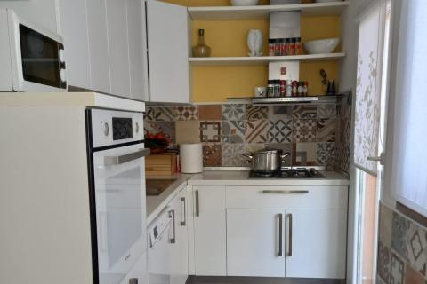 Rovinj - stan 68m2 - četiri spavaće sobe 500m od plaže