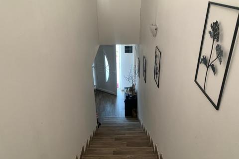 Baderna, lijepa dvojna kuća sa velikom okućnicom i bazenom