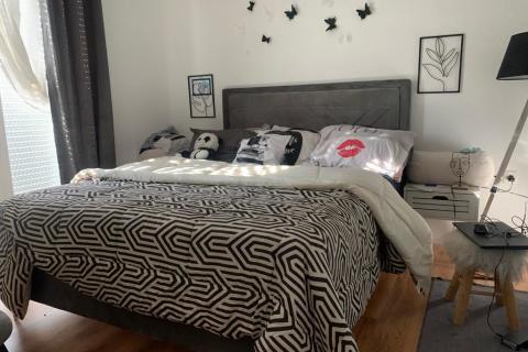 Baderna, lijepa dvojna kuća sa velikom okućnicom i bazenom