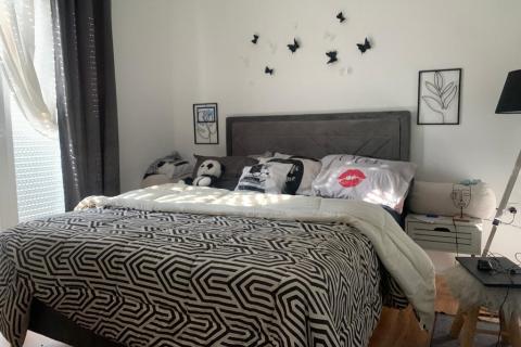 Baderna, lijepa dvojna kuća sa velikom okućnicom i bazenom