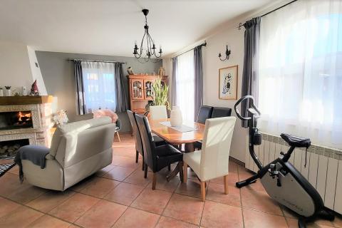 Istra, Umag, atraktivna vila s bazenom u okolici grada