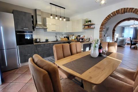 Istra, Umag, atraktivna vila s bazenom u okolici grada