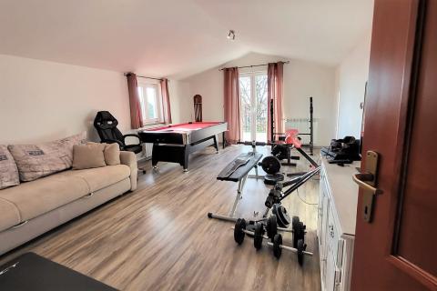 Istra, Umag, atraktivna vila s bazenom u okolici grada