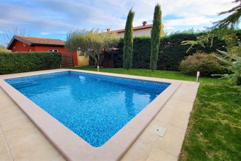Istra, Umag, atraktivna vila s bazenom u okolici grada