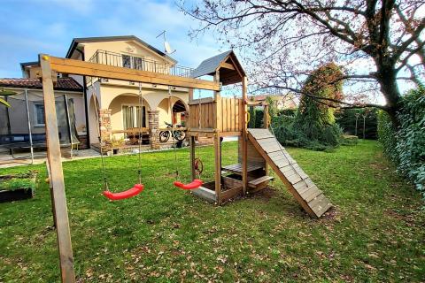 Istra, Umag, atraktivna vila s bazenom u okolici grada