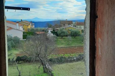 Istra, Barban, lijepa autohtona starina na tri etaže 