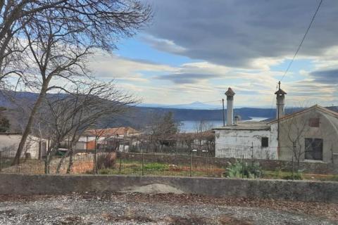 Istra, Barban, lijepa autohtona starina na tri etaže 