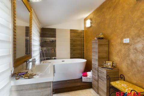 Huis Rubeši, Kastav, 362,33m2