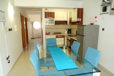 Ba&scaron;ka - prekrasan trosobni apartman 100m2